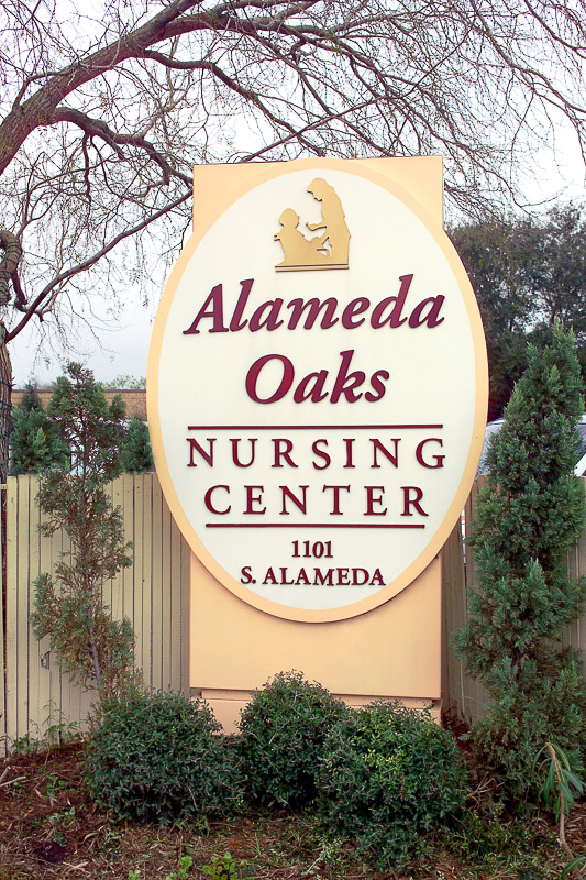 Alameda Oaks Entrance Sign